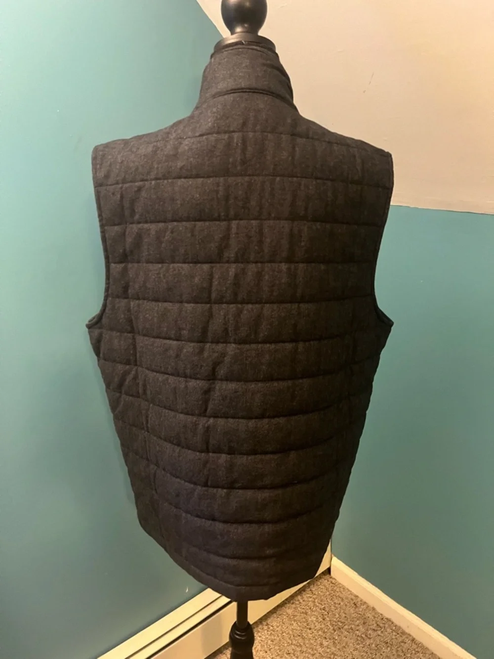 Faherty Teton Valley Dark Gray Men’s Quilted Vest Size Large